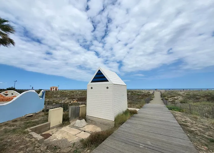 Appartement 6 pers au bord de la méditerranée